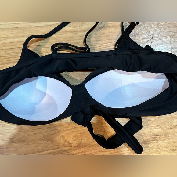 NWOT 2PIECE SWIM SUIT LEOPARD WORN WITH STRAPS OR HALTER LADIES LARGE - Picture 4 of 5